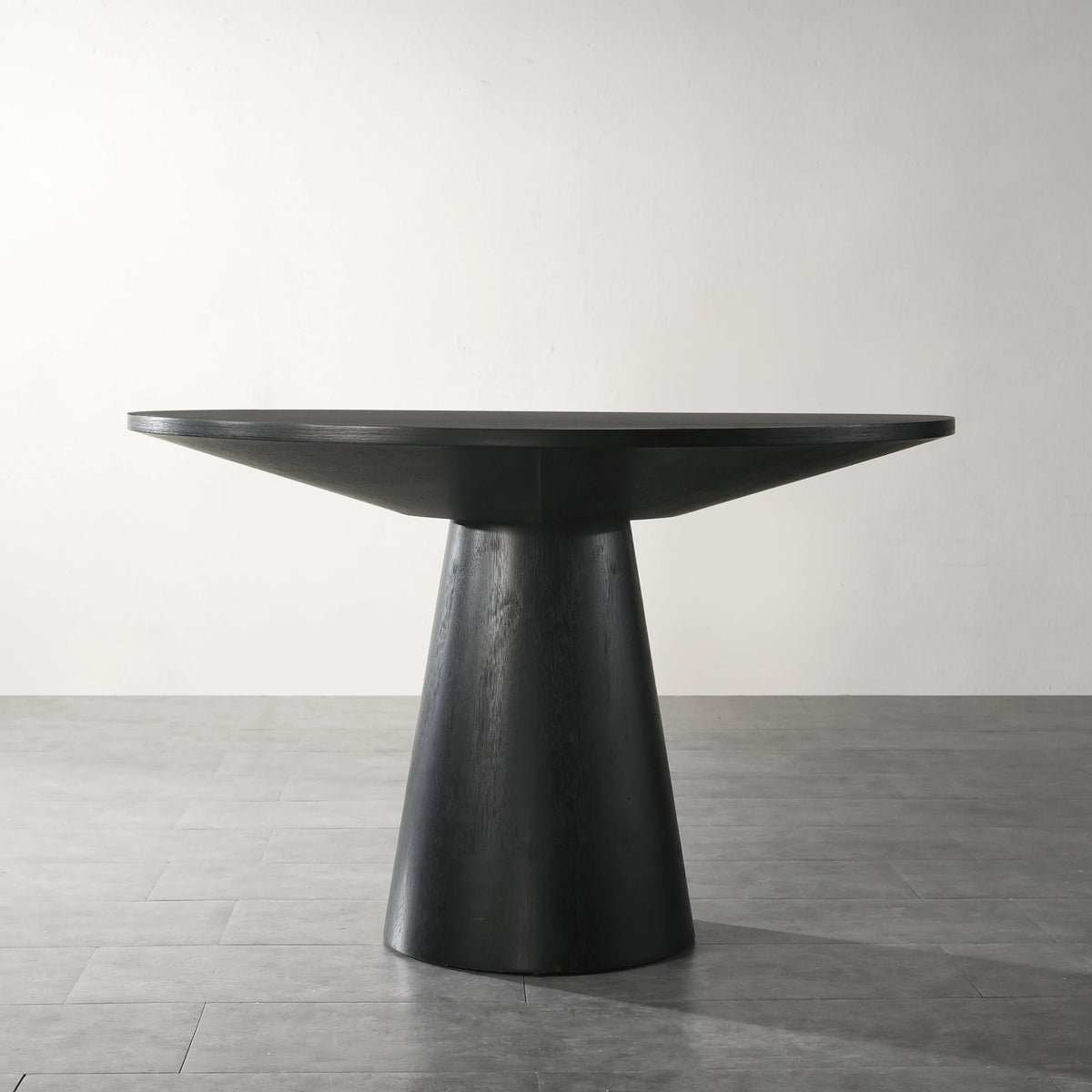 Contemporary Pedestal Dining Table H8512