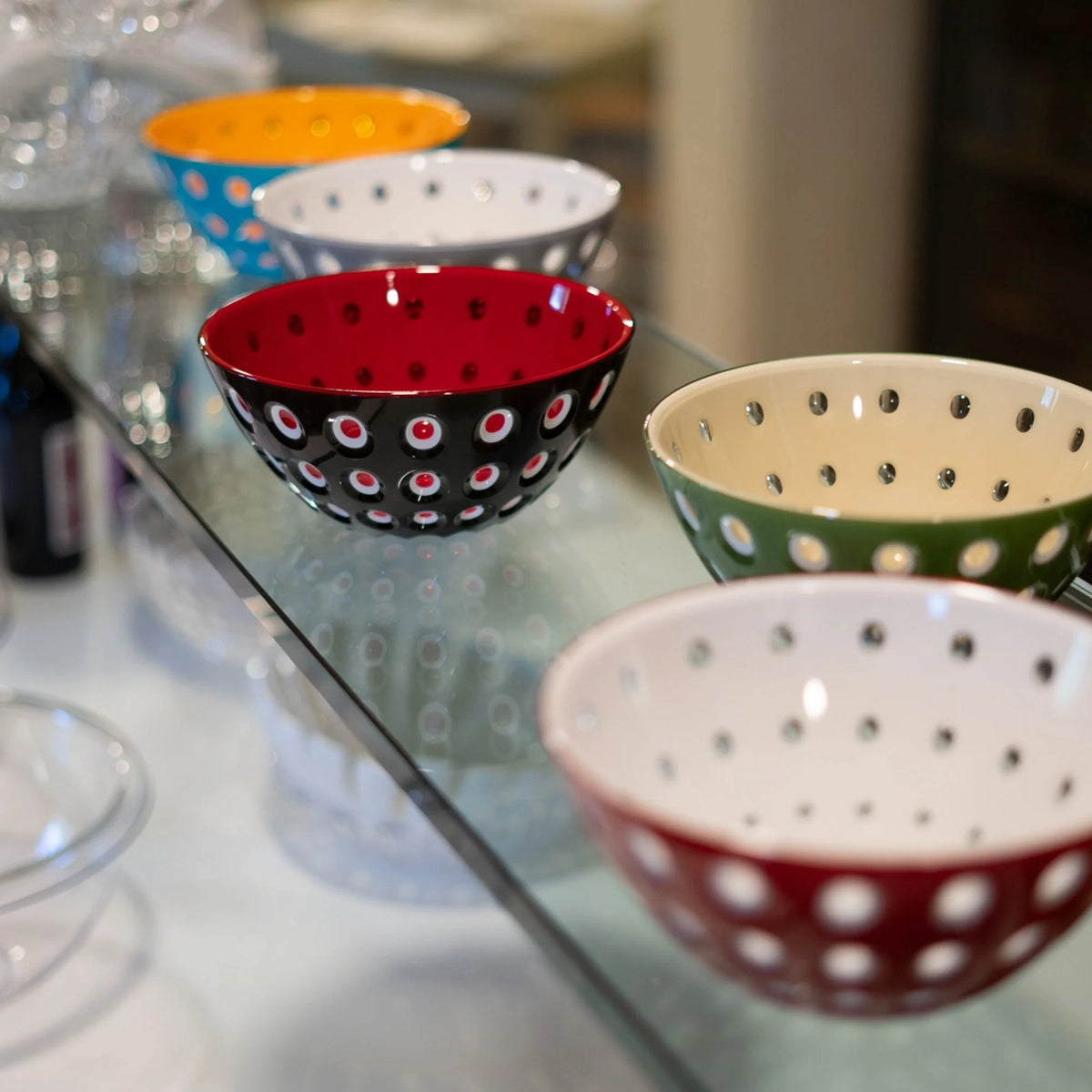 Bowl 20cm Blue/White/Orange O957
