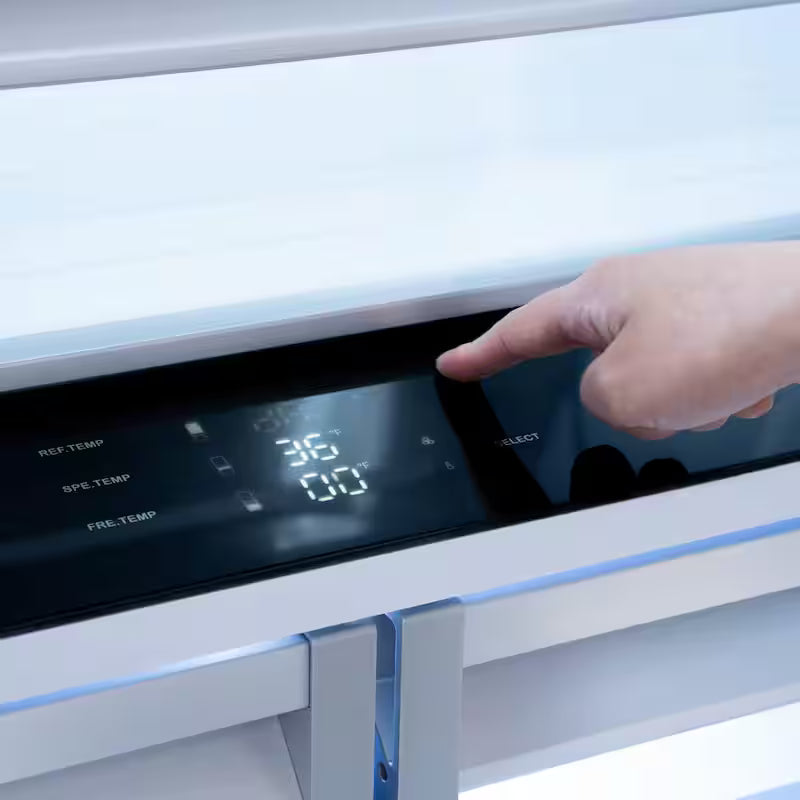 4-Door French Door Refrigerator with Ice and Water Dispenser E469
