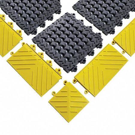 Black Interlock Drainage Runner L3860