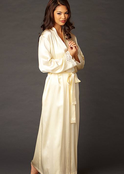 Pearl XS Long Silk Robe with Lace Cuffs and Side Pockets V58189