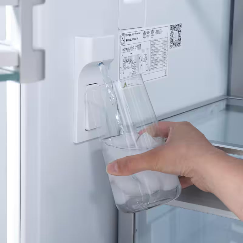 4-Door French Door Refrigerator with Ice and Water Dispenser E469