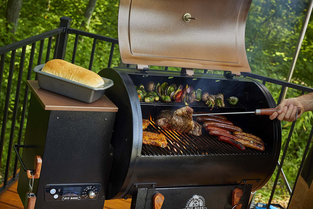 Wood Fired Pellet Grill with Flamebroiler U624