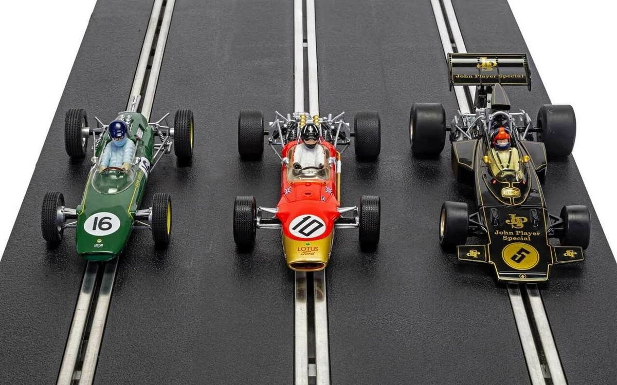 Lotus F1 Triple Pack J300580