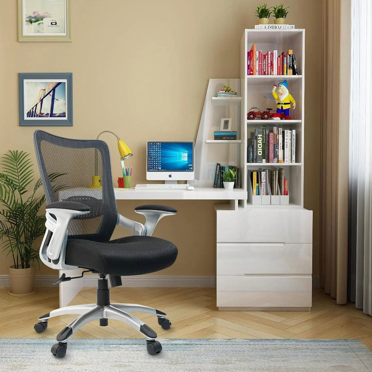 Ergonomic Mesh Office Chair with Adjustable Lumbar Support and Flip-up Arms O135