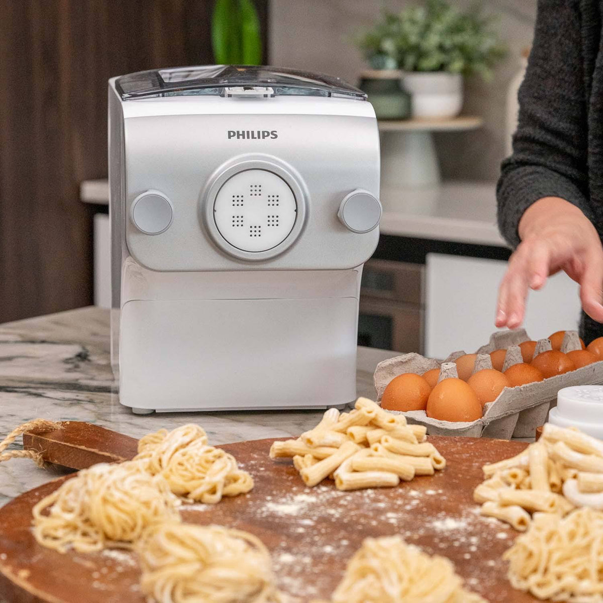 Pasta and Noodle Maker F358123