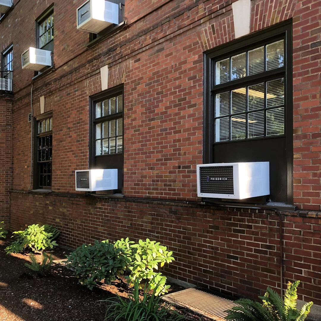 12,000 BTU Window Air Conditioner with Electric Heat P614
