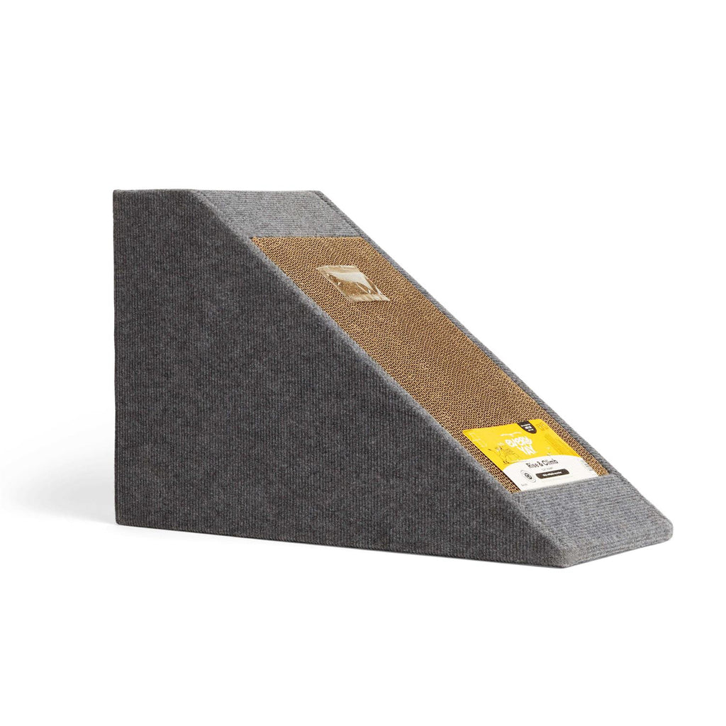 Cat Ramp with Refillable Double Scratcher M862