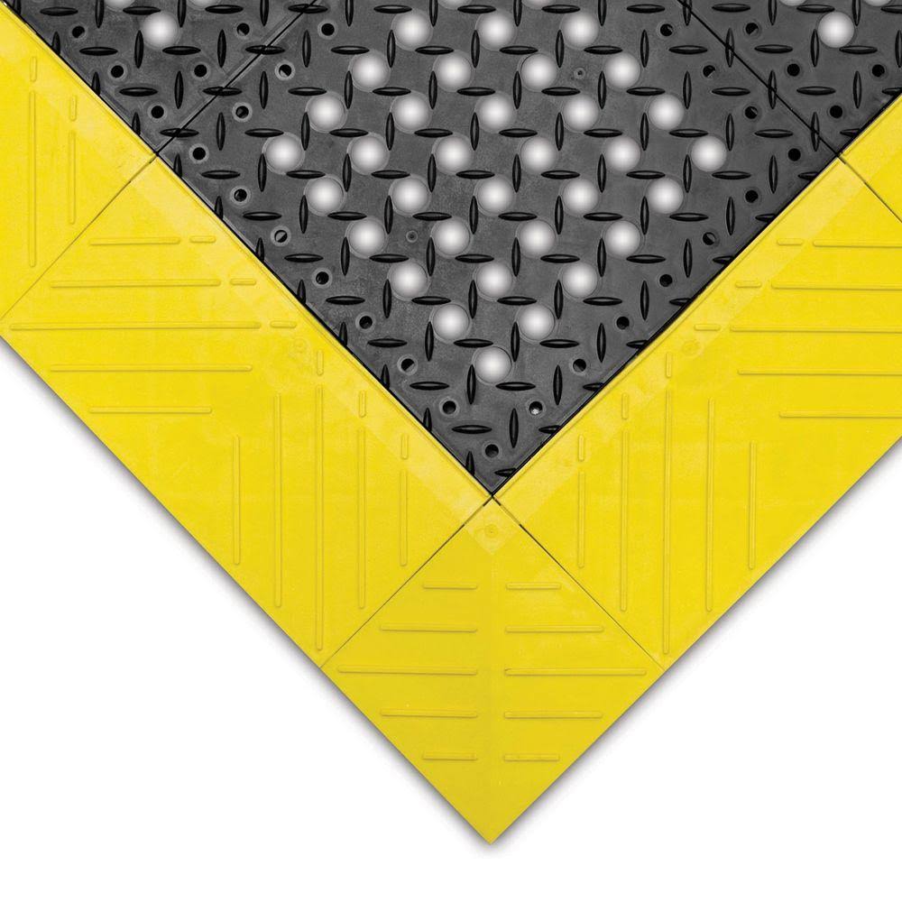 Black Interlock Drainage Runner L3860