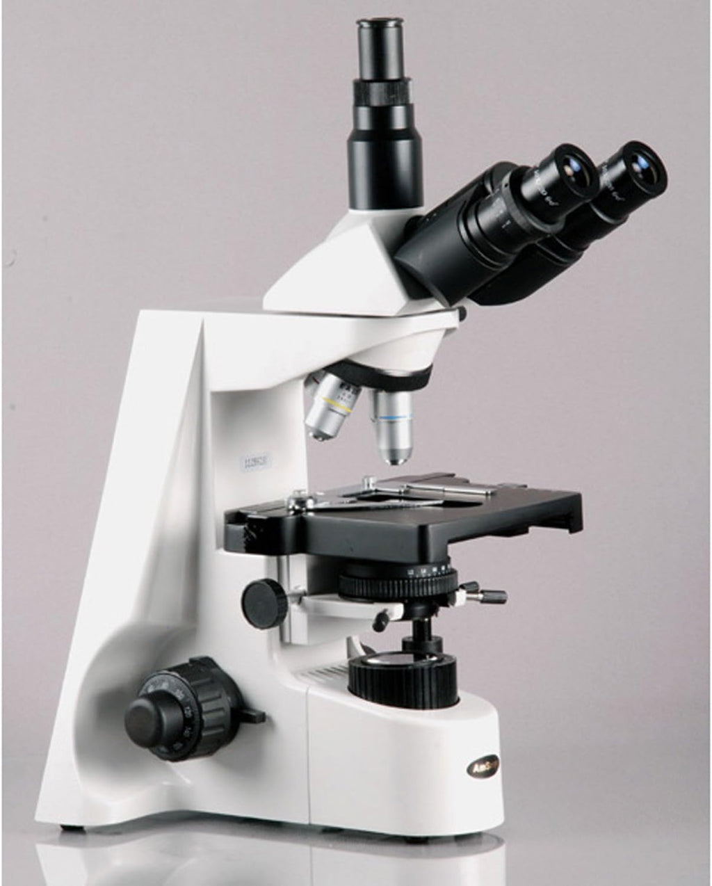 Digital Trinocular Compound Microscope, 40X-2500X Magnification, 5MP Camera O1751