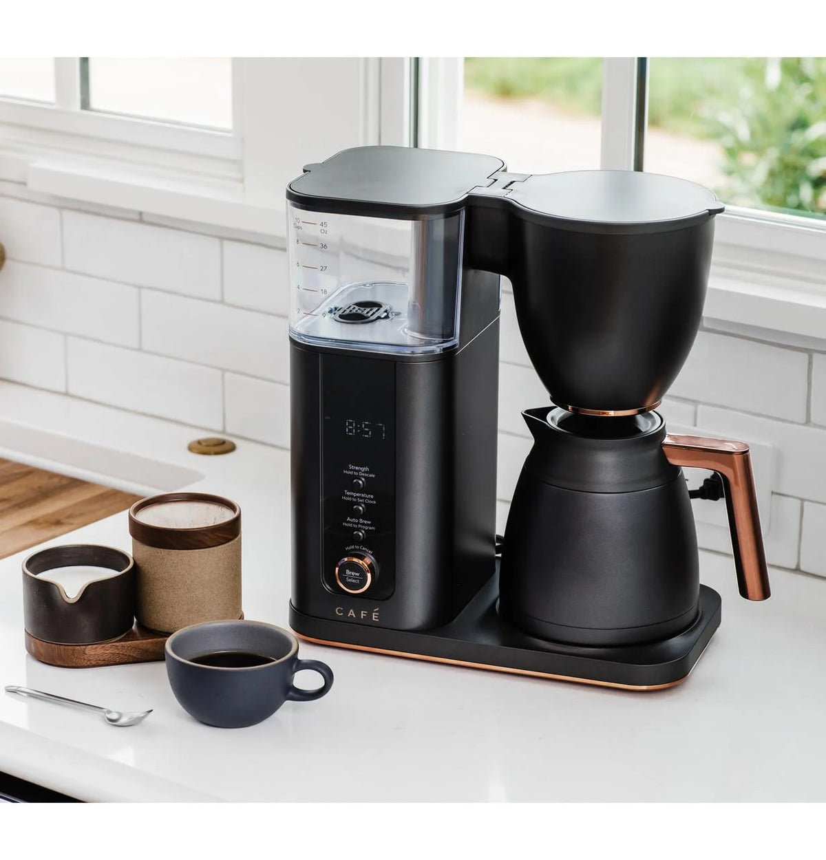 10-Cup Coffee Maker with WiFi Matte Black Q9390