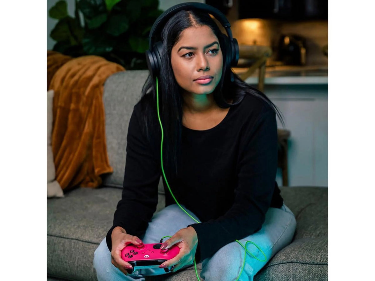 Deep Pink Wireless Controller R227