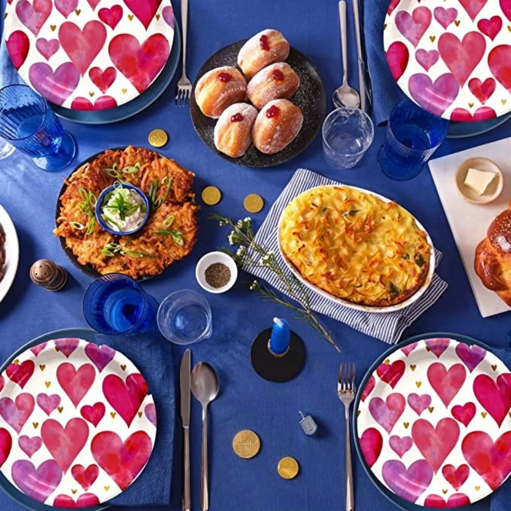 Valentine Heart Design Round Paper Plates with Matching Napkins and Pink Plastic Utensils Disposable Tableware Set of 3 Q125387
