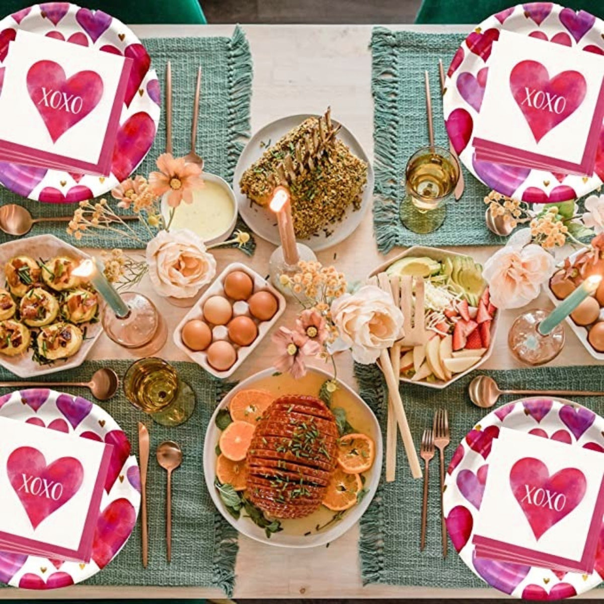 Valentine Heart Design Round Paper Plates with Matching Napkins and Pink Plastic Utensils Disposable Tableware Set of 3 Q125387