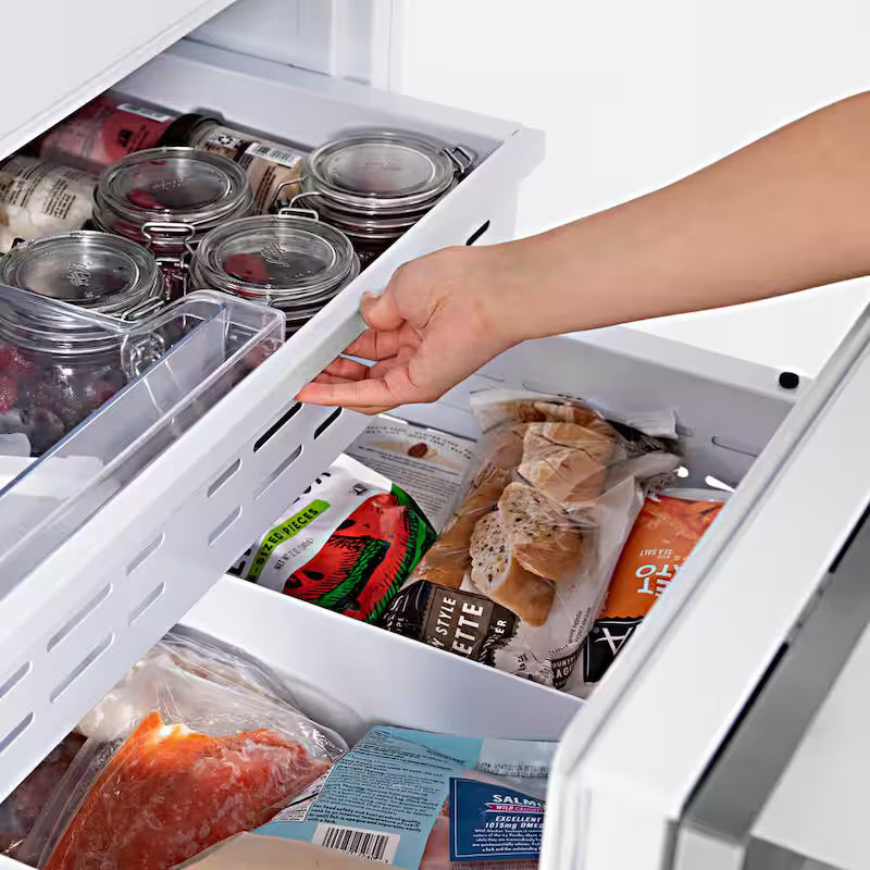 4-Door French Door Refrigerator with Ice and Water Dispenser E469