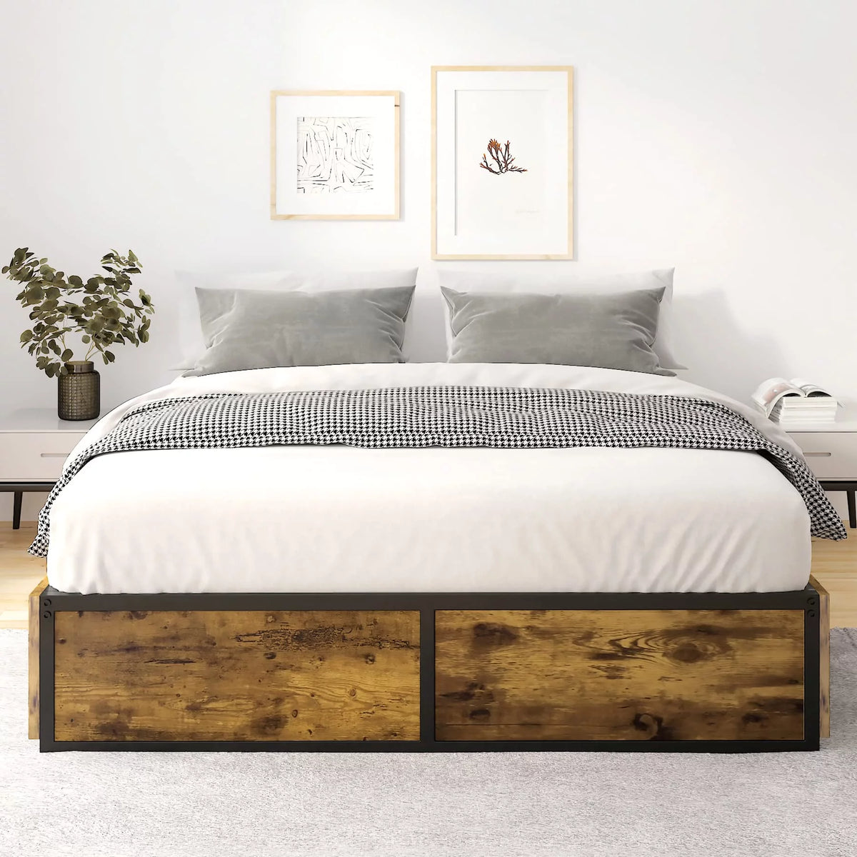 Queen Platform Bed with 4 XL Drawers W312520