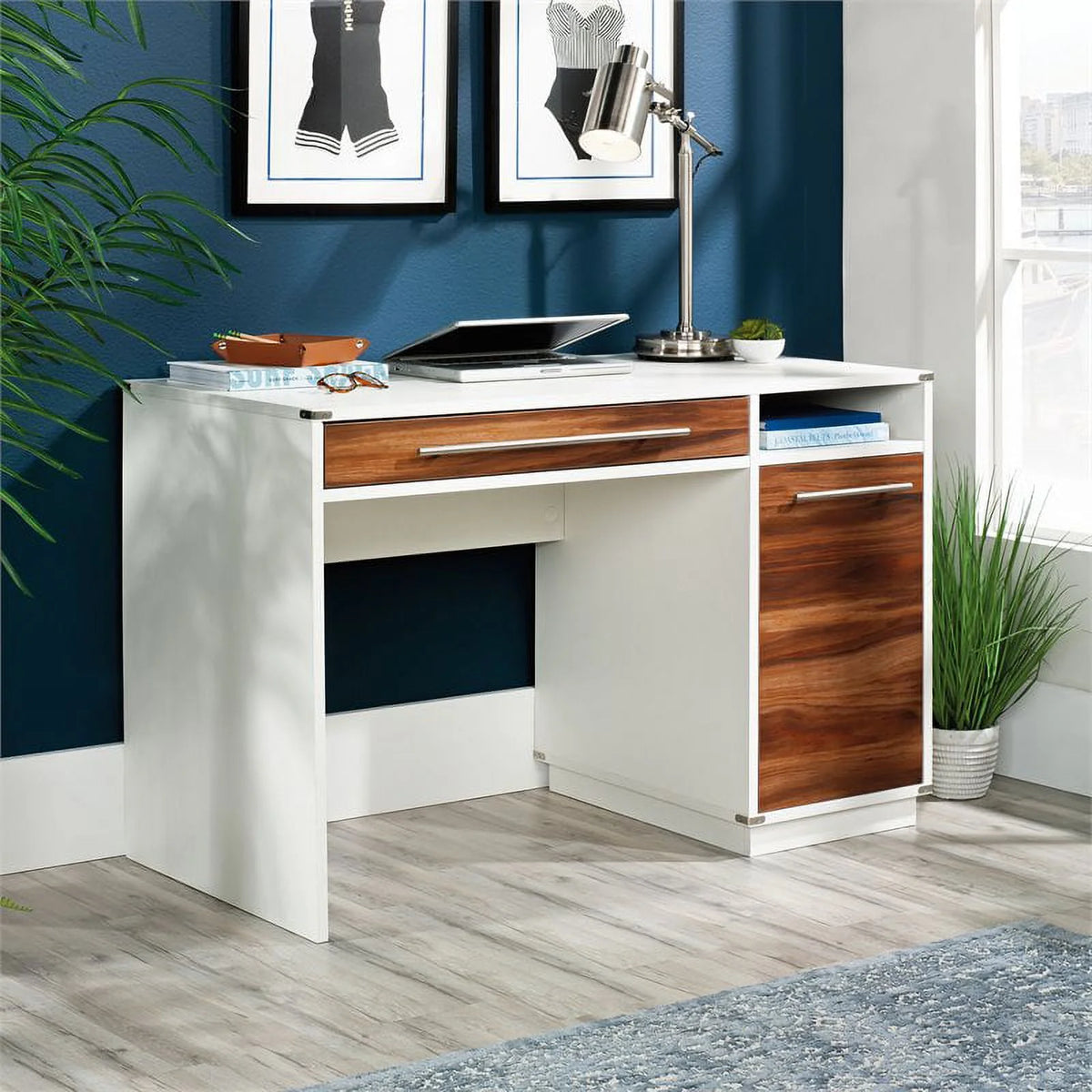 Pearl Oak Single Pedestal Computer Desk H880